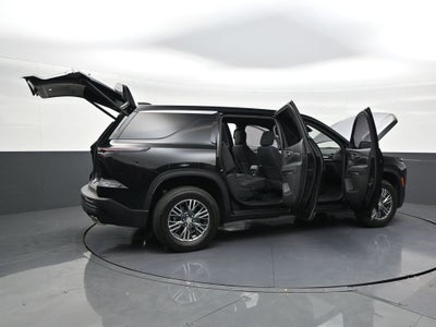 2024 Chevrolet Traverse LS