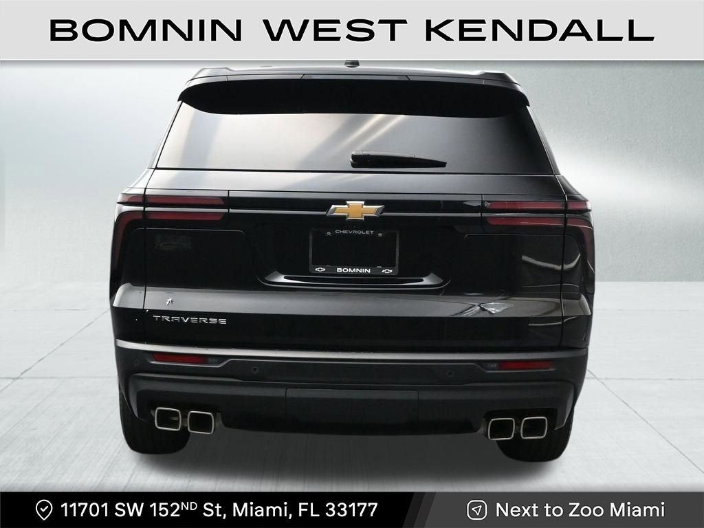 2024 Chevrolet Traverse LS