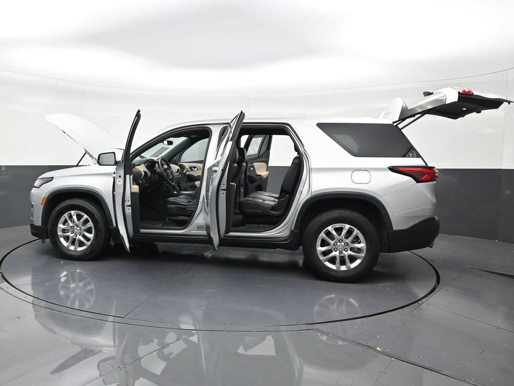 2022 Chevrolet Traverse LS