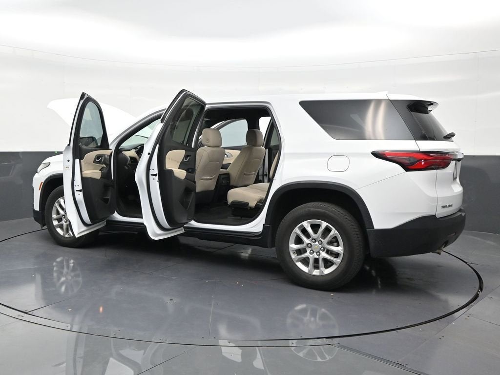2023 Chevrolet Traverse LS