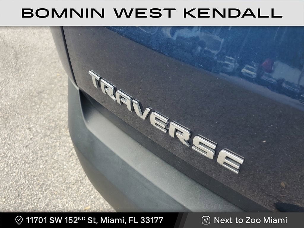 2022 Chevrolet Traverse LS