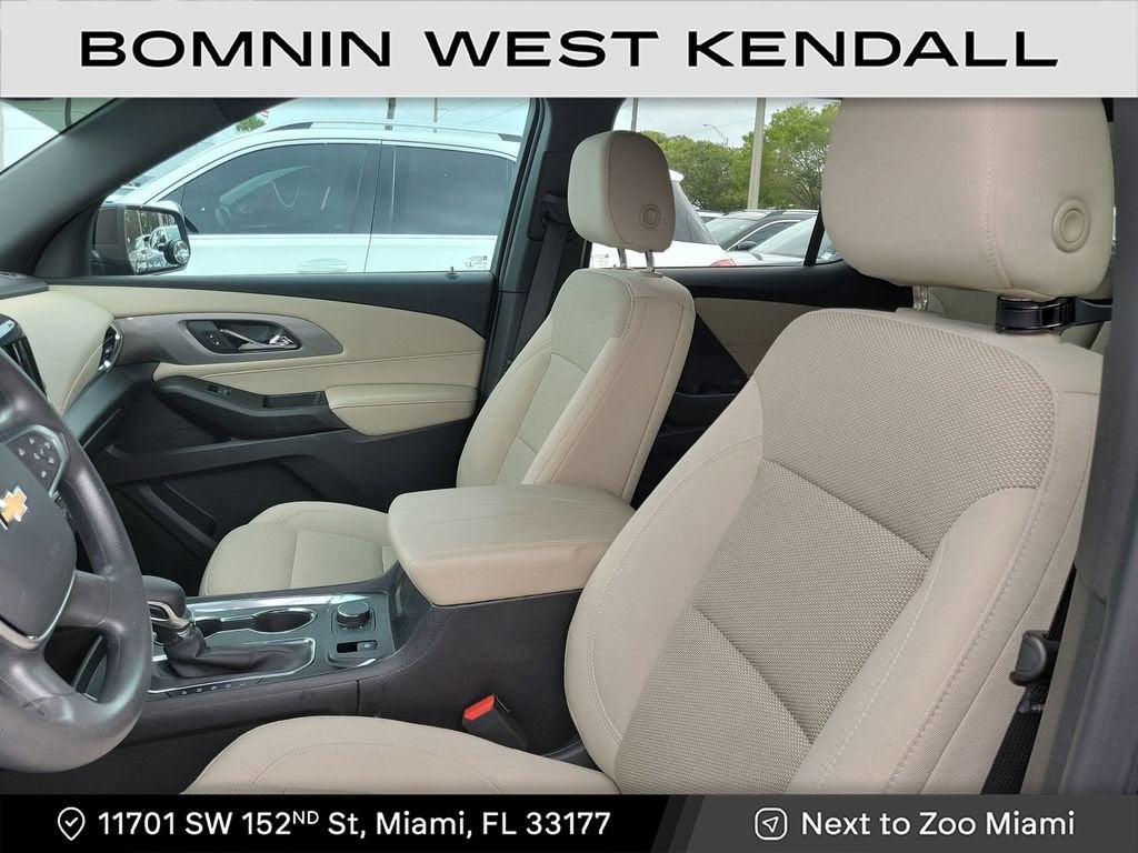 2023 Chevrolet Traverse LS