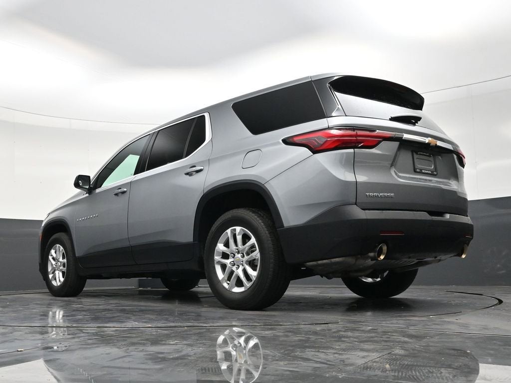 2023 Chevrolet Traverse LS
