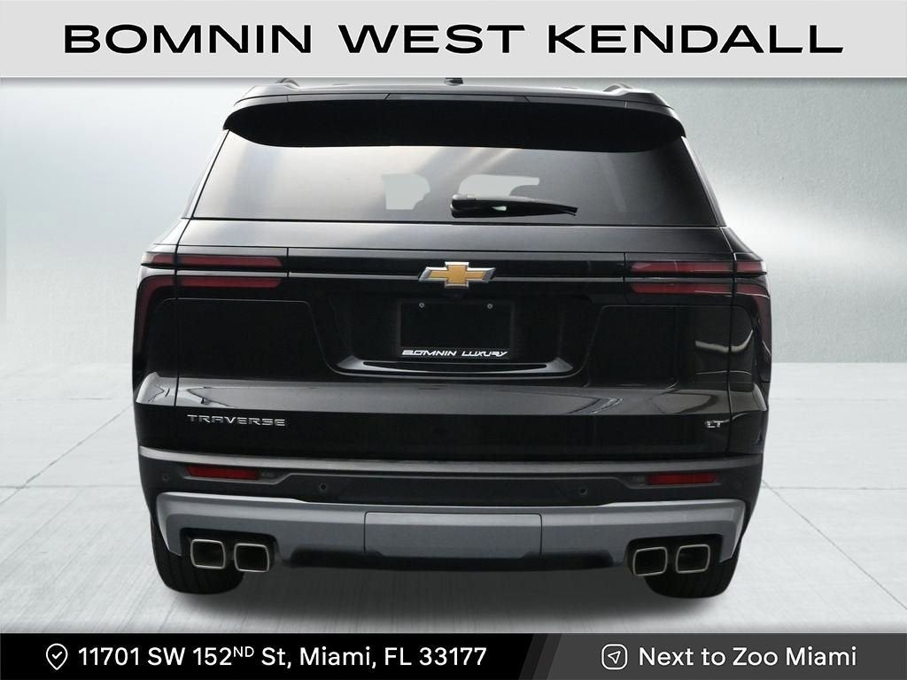 2024 Chevrolet Traverse LT