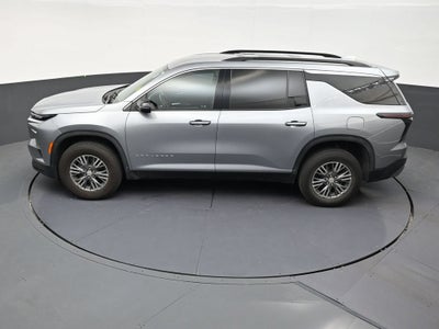 2024 Chevrolet Traverse LT