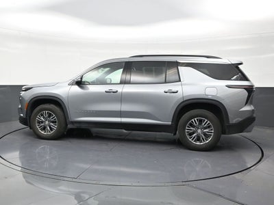 2024 Chevrolet Traverse LT