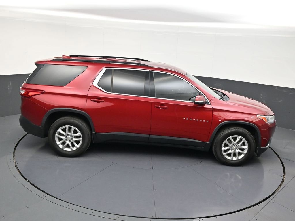2021 Chevrolet Traverse LT Cloth