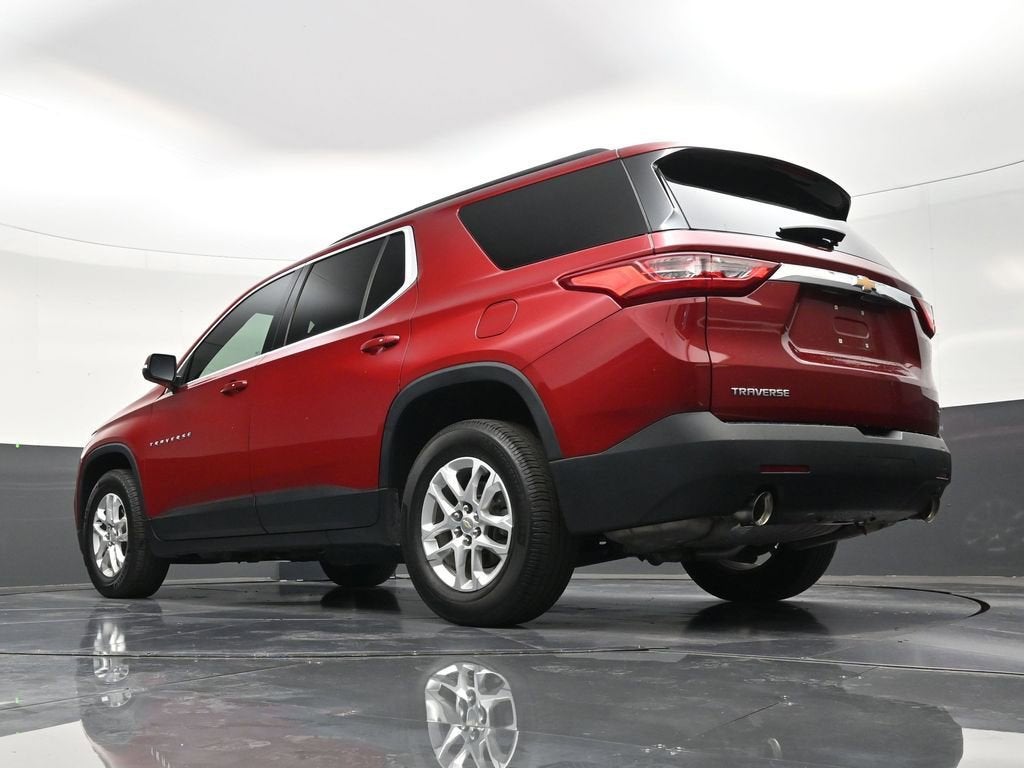 2021 Chevrolet Traverse LT Cloth