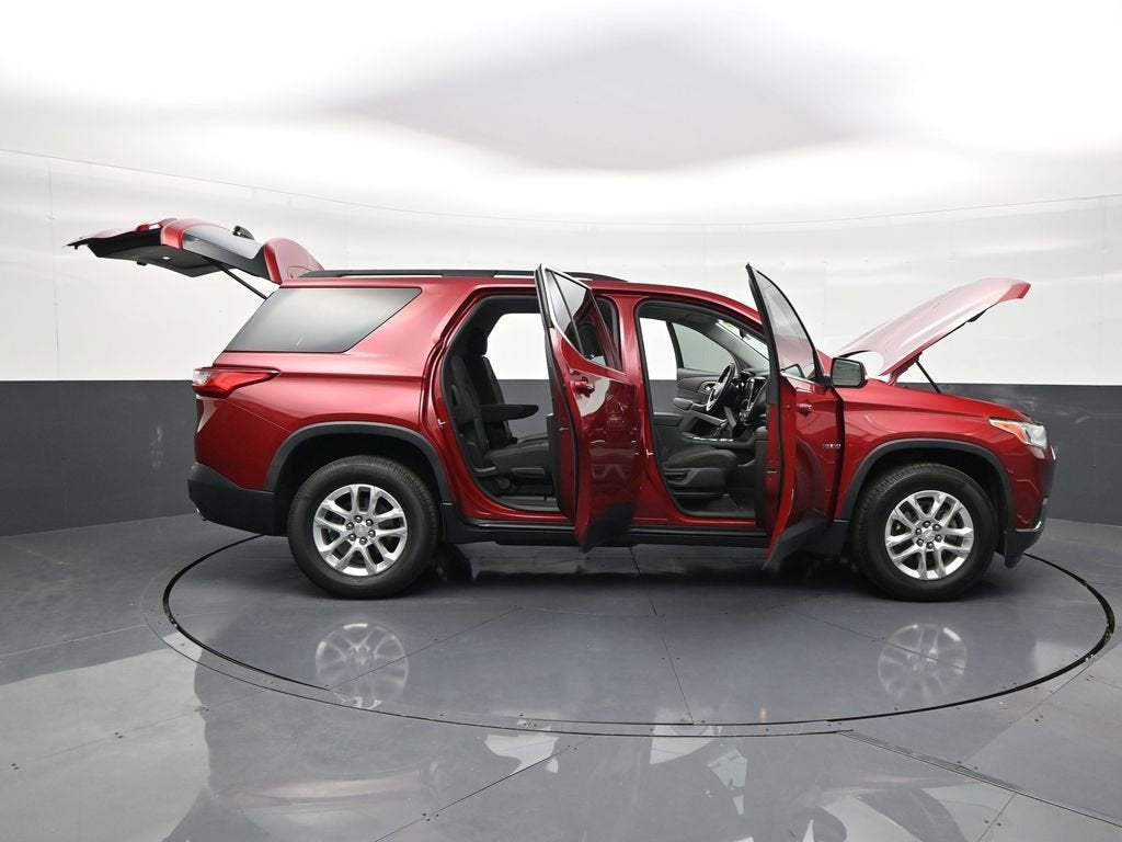 2021 Chevrolet Traverse LT Cloth