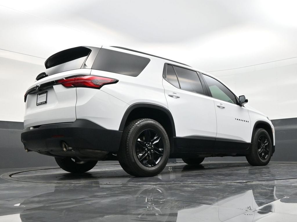 2022 Chevrolet Traverse LT Cloth