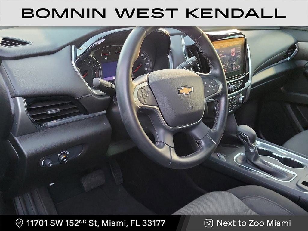 2023 Chevrolet Traverse LT Cloth