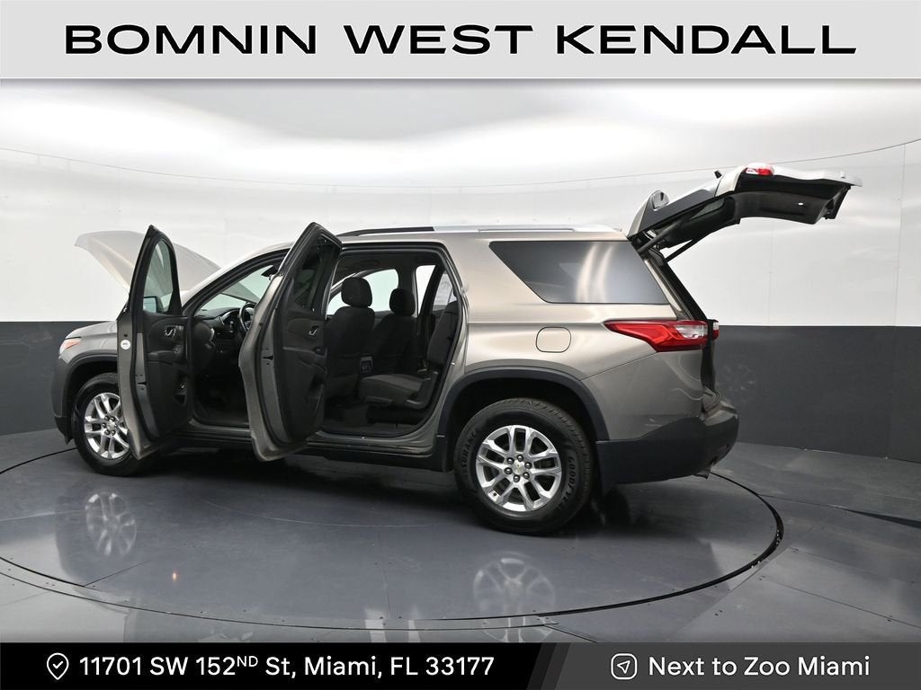 2018 Chevrolet Traverse LT Cloth