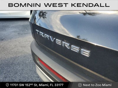 2025 Chevrolet Traverse LT