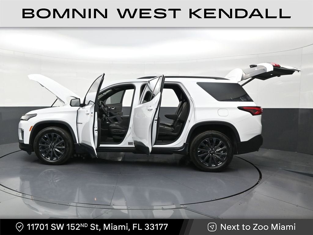 2023 Chevrolet Traverse RS