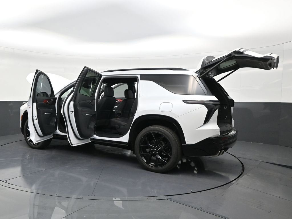 2025 Chevrolet Traverse RS