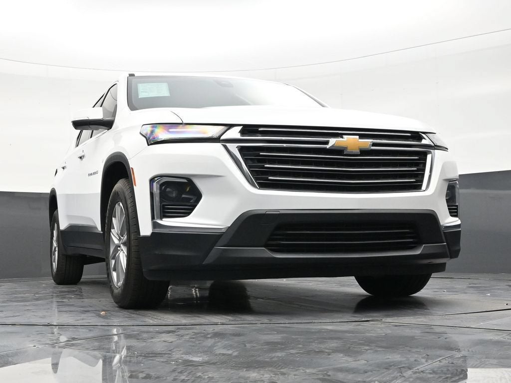 2024 Chevrolet Traverse Limited LT Cloth
