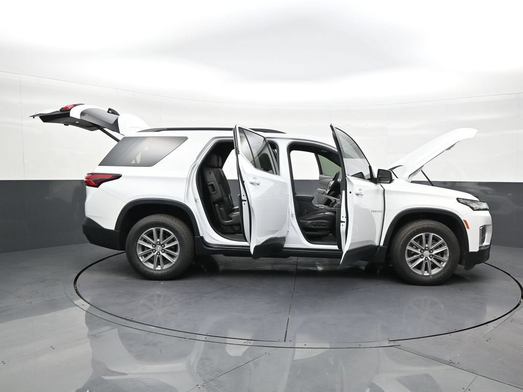 2024 Chevrolet Traverse Limited LT Cloth