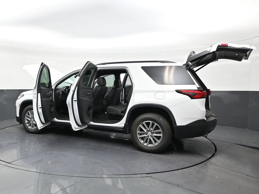 2024 Chevrolet Traverse Limited LT Cloth
