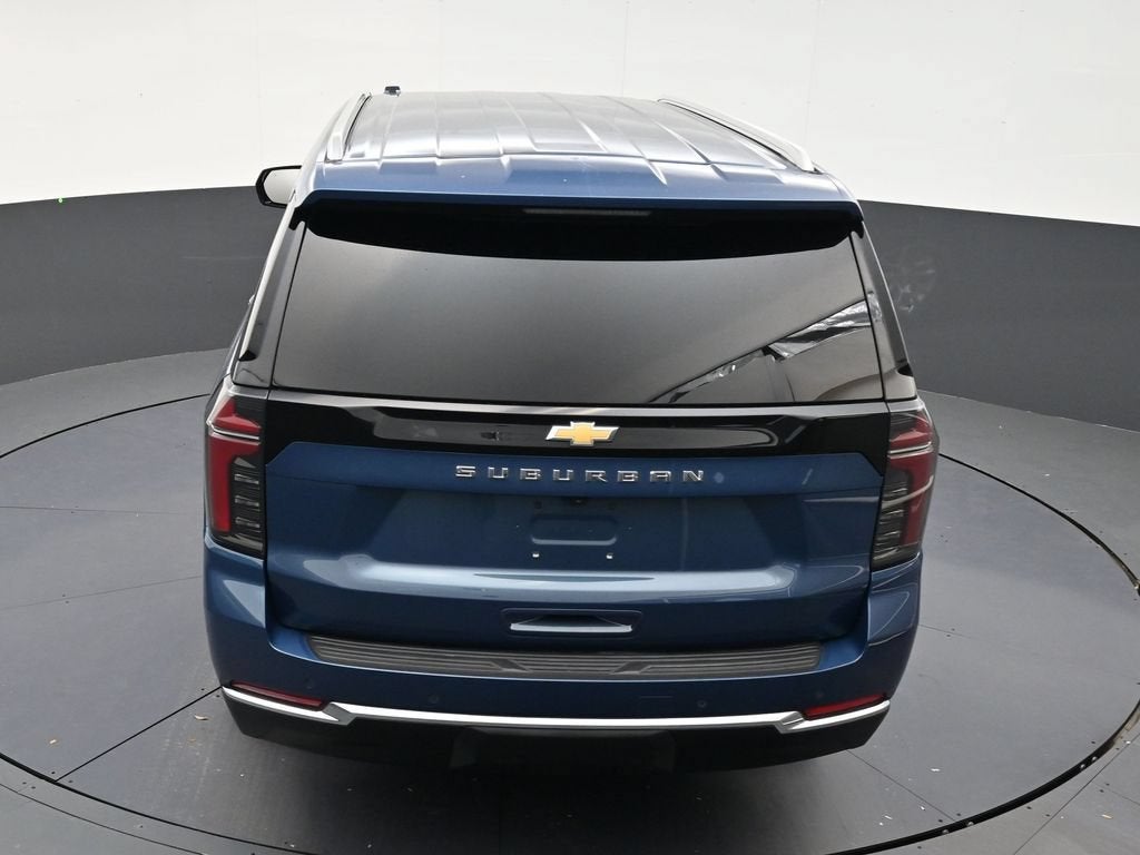 2025 Chevrolet Suburban LS
