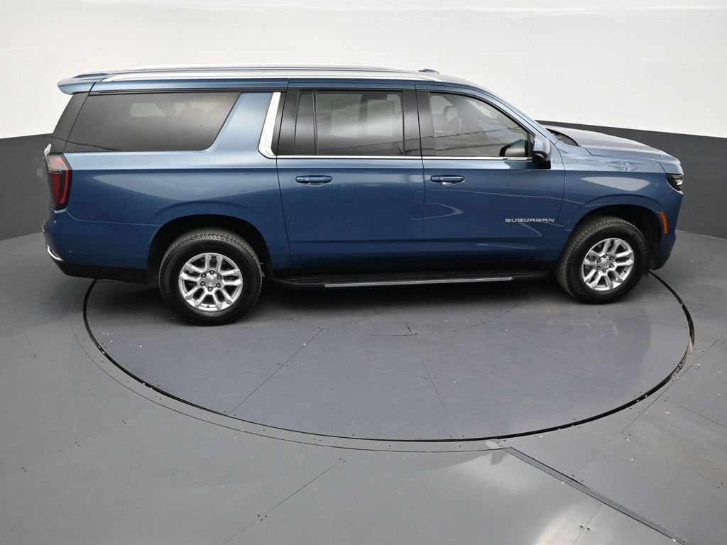 2025 Chevrolet Suburban LS