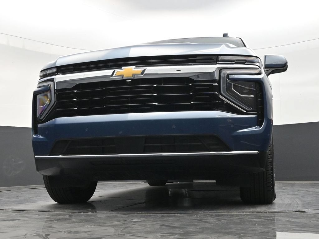 2025 Chevrolet Suburban LS