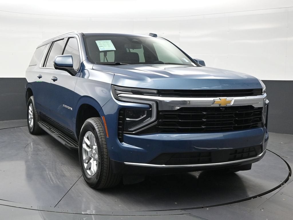 2025 Chevrolet Suburban LS