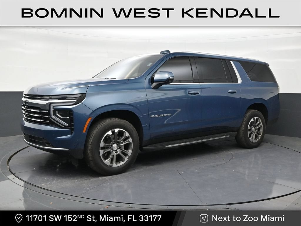 2025 Chevrolet Suburban LT