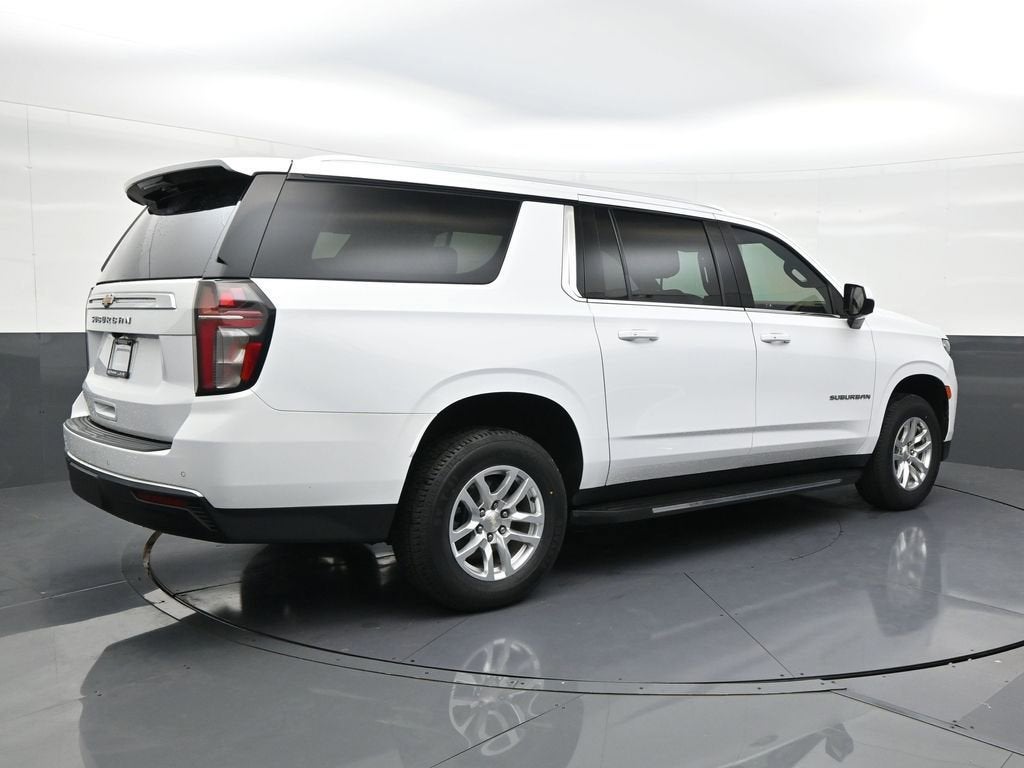 2022 Chevrolet Suburban LS