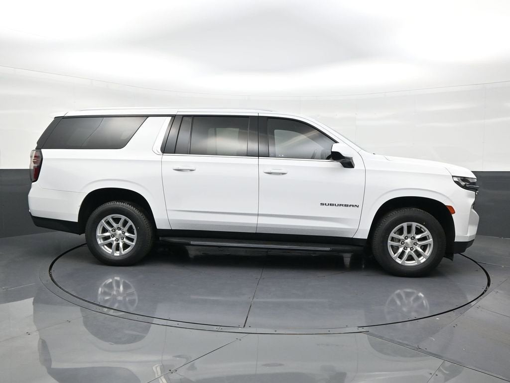 2022 Chevrolet Suburban LS