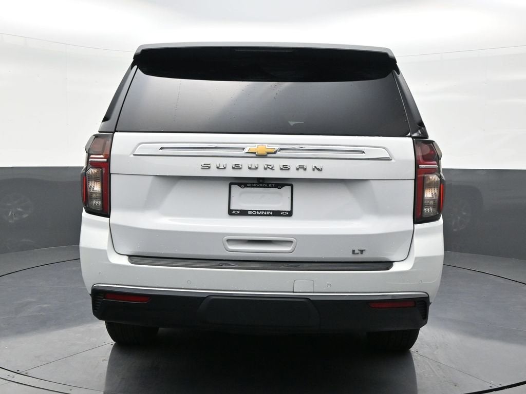 2022 Chevrolet Suburban LT