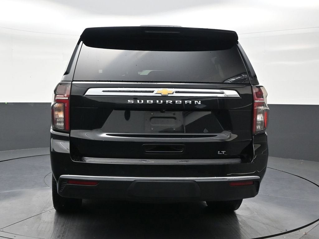 2023 Chevrolet Suburban LT