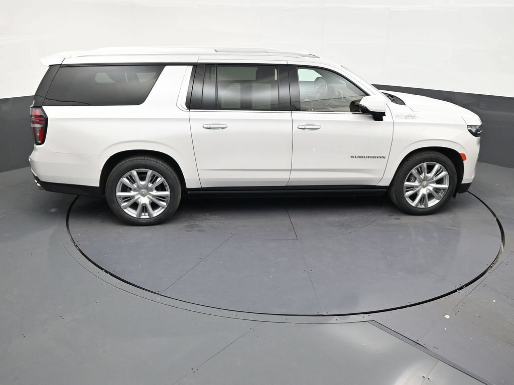 2023 Chevrolet Suburban High Country