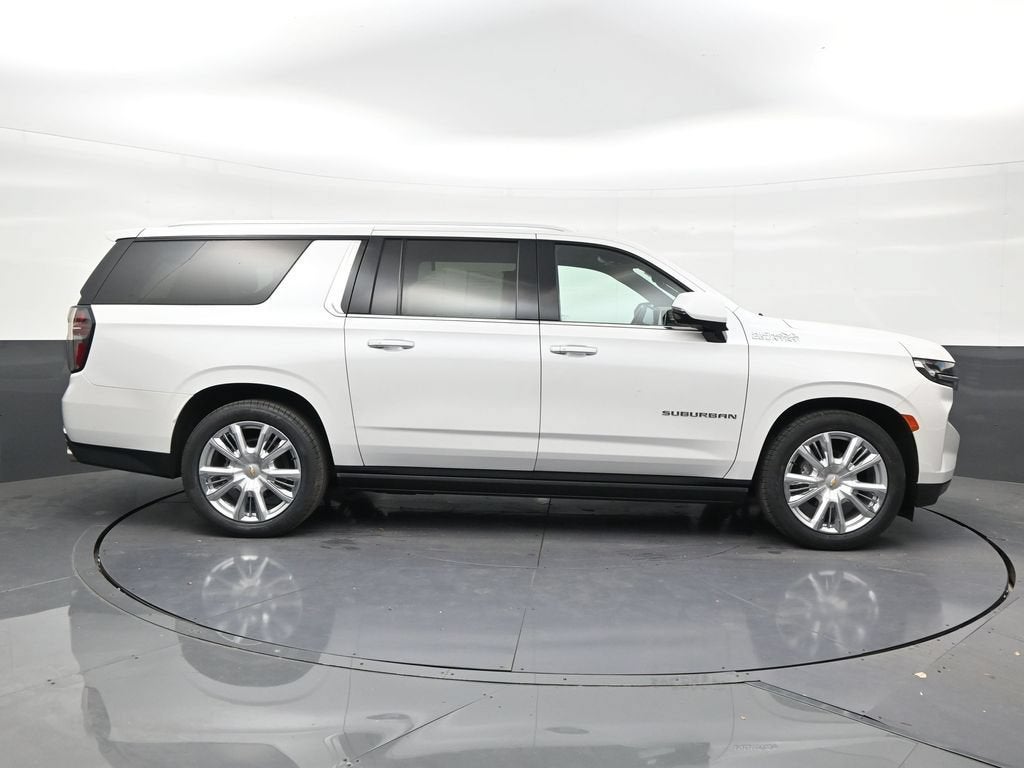 2023 Chevrolet Suburban High Country