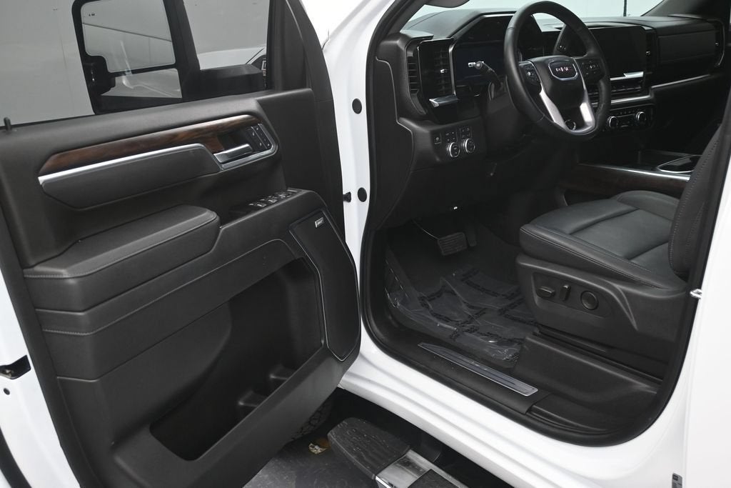 2025 GMC Sierra 2500 HD SLT