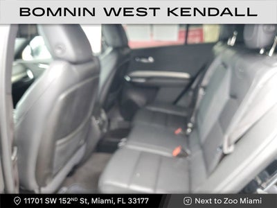 2023 Cadillac XT4 Premium Luxury