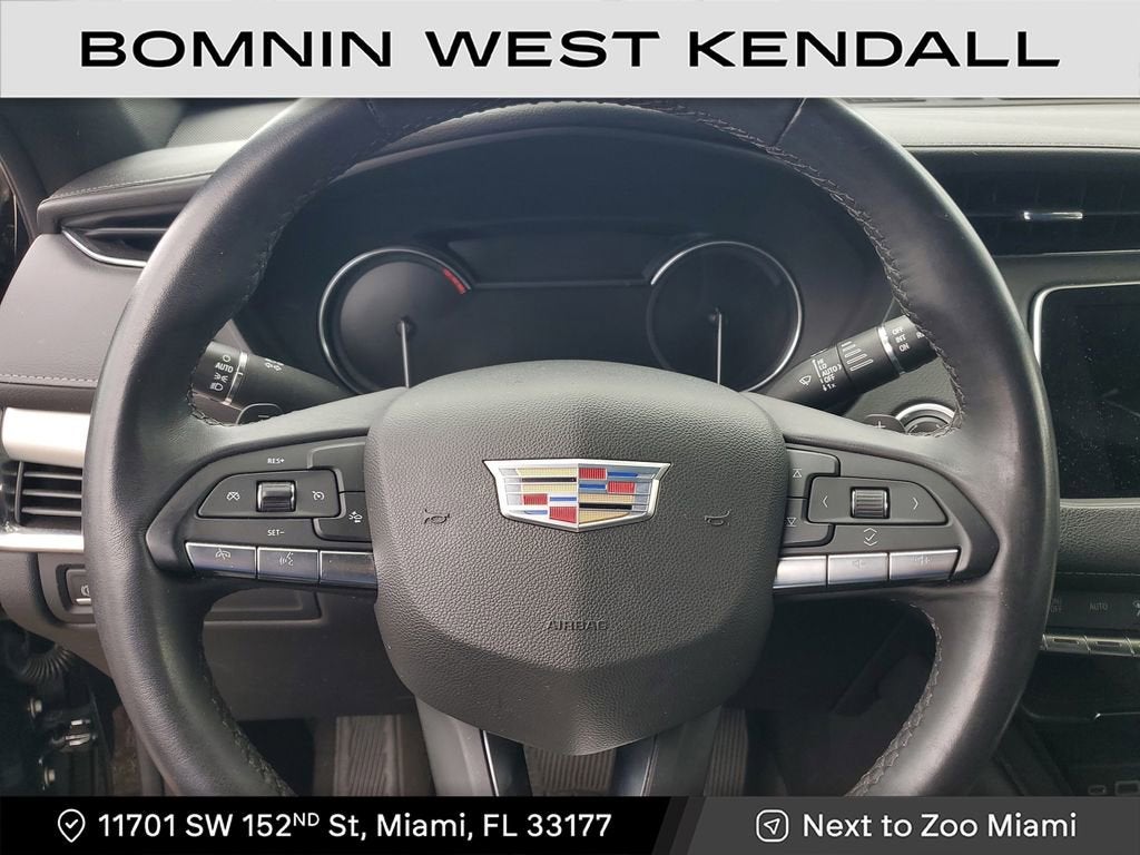 2023 Cadillac XT4 Premium Luxury