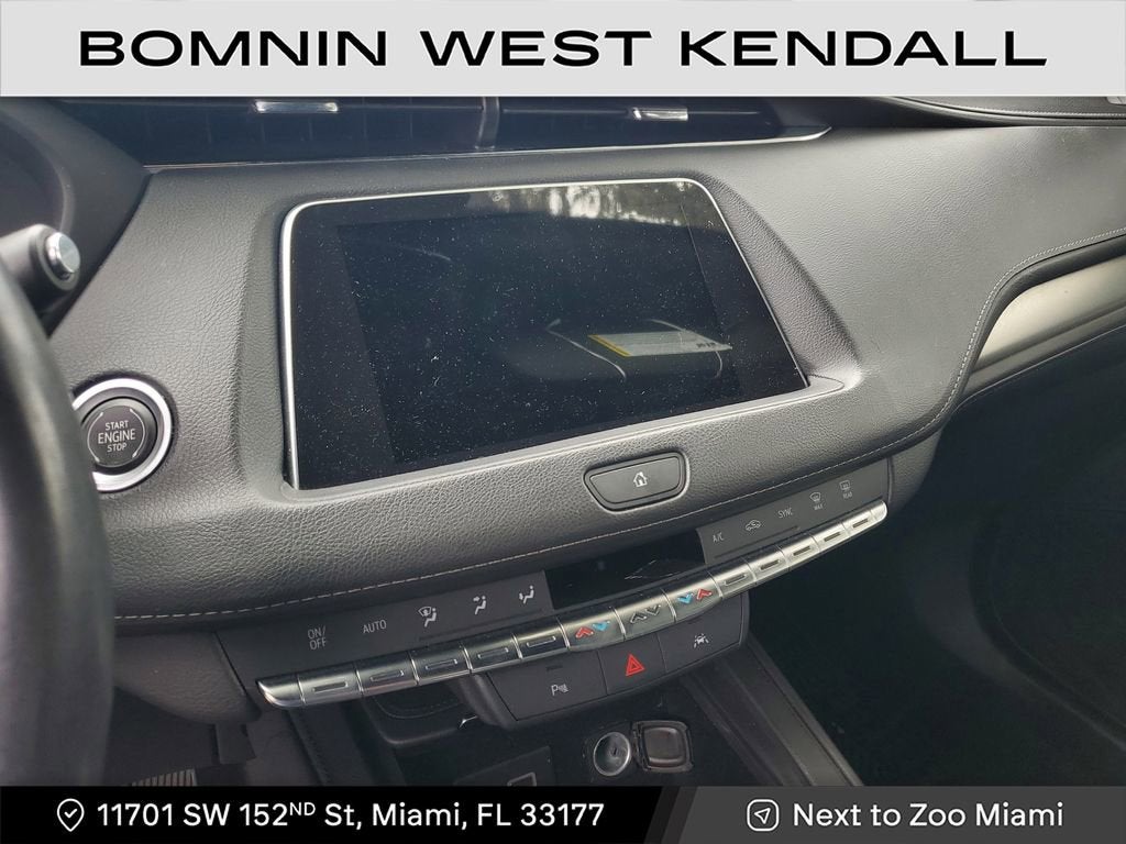 2023 Cadillac XT4 Premium Luxury