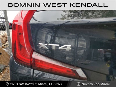 2023 Cadillac XT4 Premium Luxury