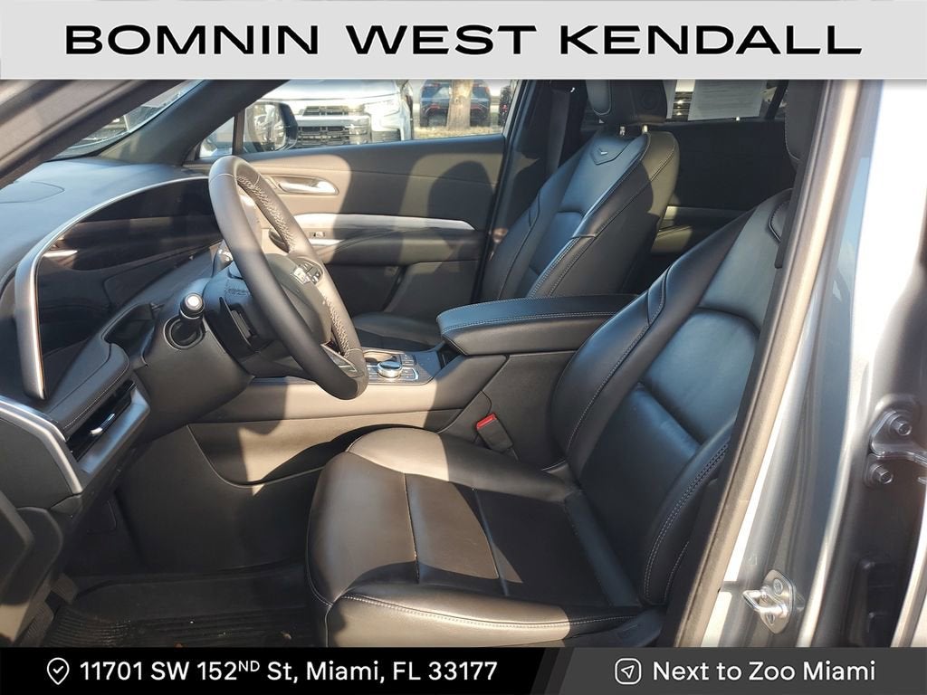 2025 Cadillac XT4 Premium Luxury