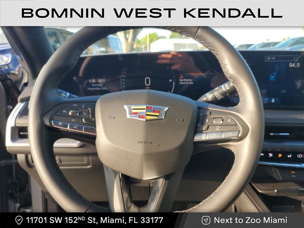 2025 Cadillac XT4 Premium Luxury