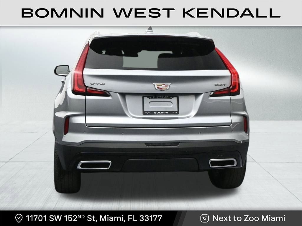 2025 Cadillac XT4 Premium Luxury