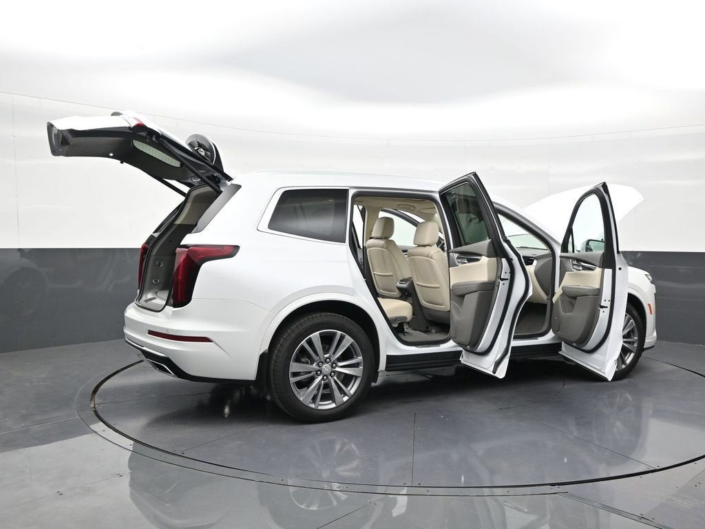 2025 Cadillac XT6 Premium Luxury