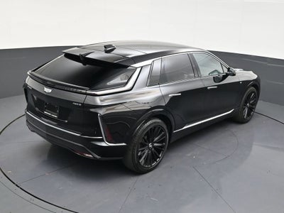 2025 Cadillac LYRIQ Luxury 2