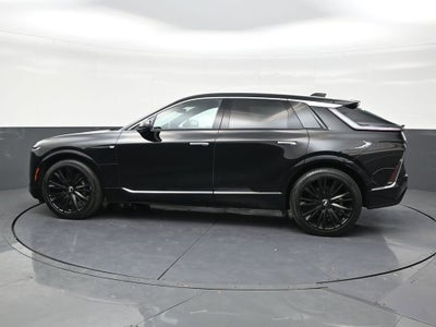 2025 Cadillac LYRIQ Luxury 2