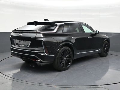 2025 Cadillac LYRIQ Luxury 2