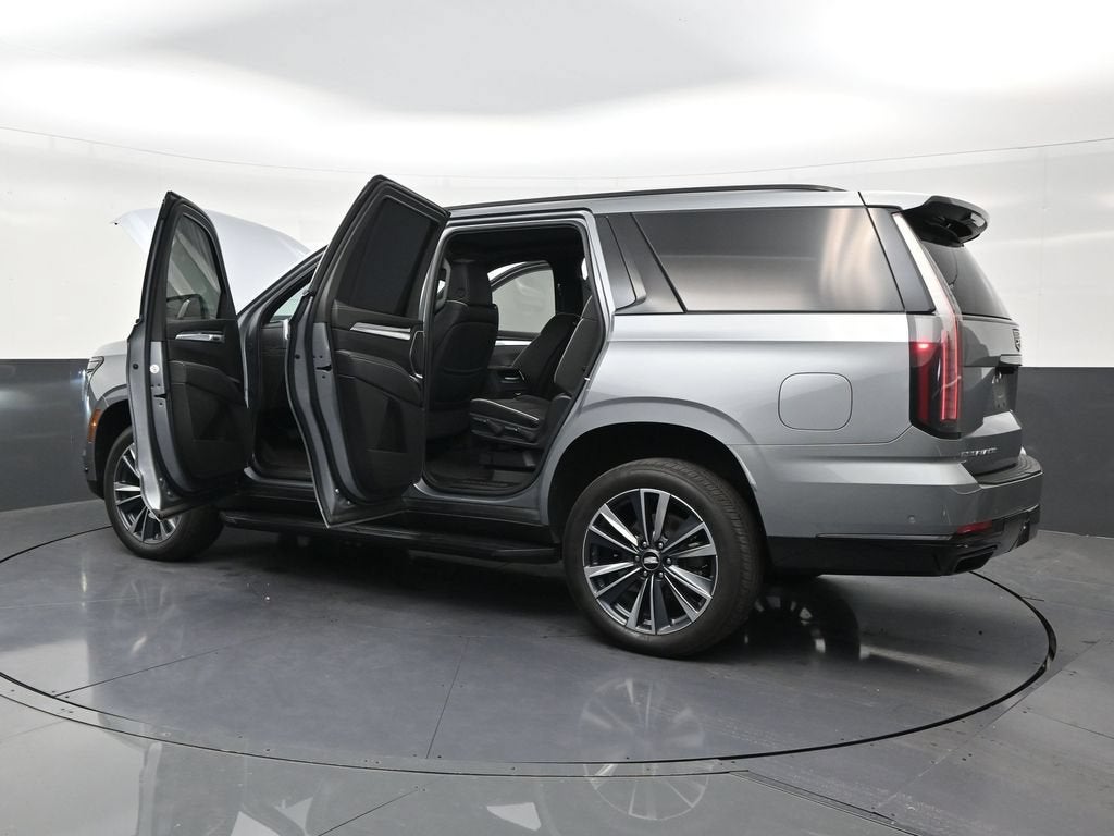 2025 Cadillac Escalade Sport