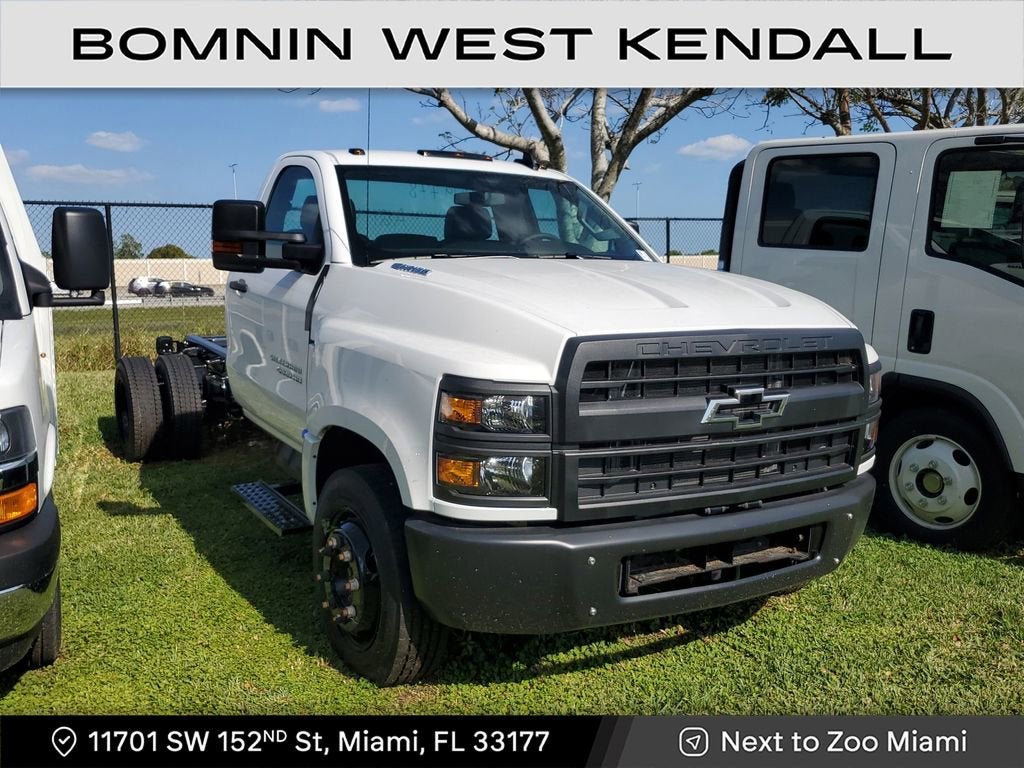 2024 Chevrolet Silverado 4500 HD Work Truck