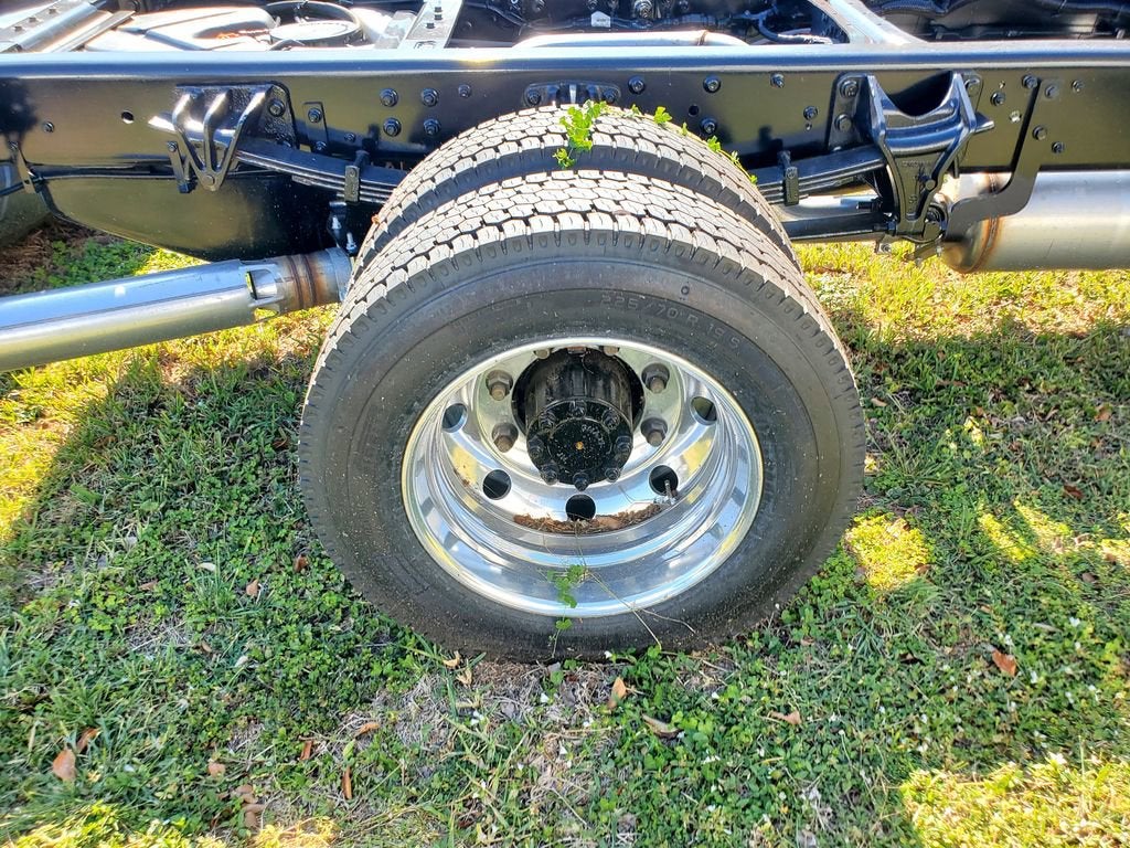 2024 Chevrolet Silverado 4500 HD Work Truck