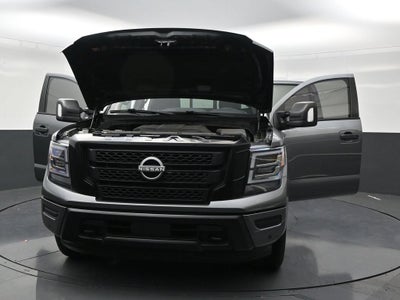 2023 Nissan TITAN Crew Cab SV 4x4