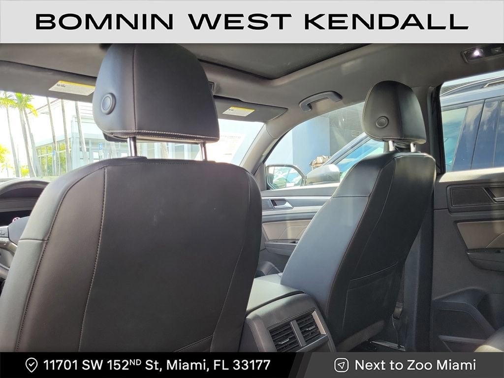 2022 Volkswagen Atlas Cross Sport 2.0T SEL R-Line